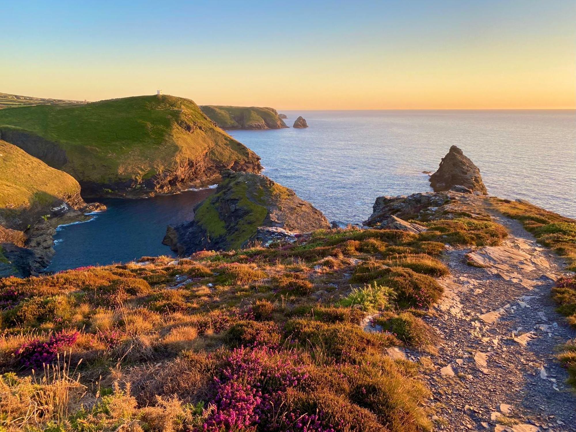 Polrunny Farm Elderberry Cottage With Sea View Боскасл Экстерьер фото